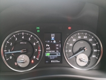 2015 丰田ALPHARD 3.5 行政酒廊满载规格年份制造 2015 已转换 2018 全新改版 (2 年保修) 