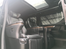 2015 丰田ALPHARD 3.5 行政酒廊满载规格年份制造 2015 已转换 2018 全新改版 (2 年保修) 
