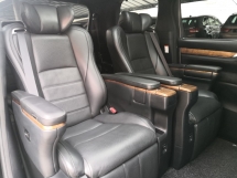 2015 丰田ALPHARD 3.5 行政酒廊满载规格年份制造 2015 已转换 2018 全新改版 (2 年保修) 