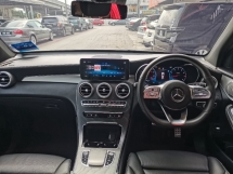2021 MERCEDES-BENZ GLC 2021 梅赛德斯·奔驰 GLC300 4MATIC AMG (一个)  你的 2025