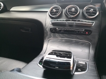 2016 梅赛德斯-奔驰 GLC 级 GLC250 AMG 制造年份 2016 CKD Mil 95k 公里完整服务记录 ((( 自由 2 年度保修 )))