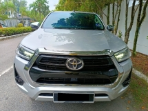 2021 TOYOTA HILUX 2.4 V ONE OWNER UNDER WARRANTY FUL SERVICE TOYOTA