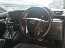 2017 TOYOTA VELLFIRE 2.5 Z 规格 制造年份 2017 全包 2 电动门 7 座赛车 2021 ((( 自由 2 一年保修 )))