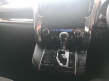 2017 TOYOTA VELLFIRE 2.5 Z 规格 制造年份 2017 全包 2 电动门 7 座赛车 2021 ((( 自由 2 一年保修 )))