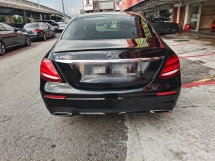 2019 奔驰E级 2019 梅赛德斯-奔驰E350 2.0 AMG CKD 注册 2020 51ķKM全部服务记录 