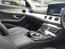 2016 MERCEDES-BENZ E-CLASS E200 W213 Avantgarde YEAR MADE 2016 Mil 80k km Full Service Hap Seng ((( 2 Yrs Warranty )))