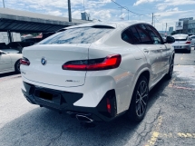 2022 宝马X4 2.0 (一个) Facelift M-Sport CKD全面服务UW2027