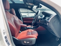 2022 宝马X4 2.0 (一个) Facelift M-Sport CKD全面服务UW2027