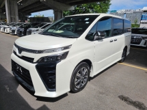 2020 TOYOTA VOXY 2.0 Kirameki 8 Seaters Edition HID 2 Power Doors Keyless Push Start Reverse Camera High Grade Unreg