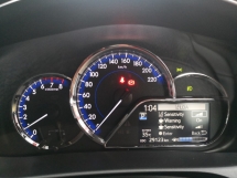 2022 TOYOTA YARIS 1.5 E Tahun Dibuat 2022 Perbatuan Pemilik Wanita 29000 km Sahaja Perbatuan Tulen ((( 3 JAMINAN TAHUN )))