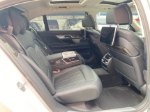 2019 BMW 7 SIRI 740Le Facelift CKD 41K KM Rekod Servis Penuh UW26