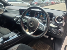 2018 梅赛德斯-奔驰 A250 2.0cc AMG 系列 (CBU) (自由 2 YWRTY) 地理信息系统 2018
