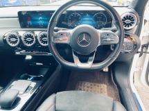 2018 MERCEDES-BENZ A250 2.0 (一个) AMG 64K KM 全程免费服务 2 年保修