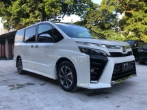 2020 TOYOTA VOXY ZS KIRAMEKI II 8 Seater Power Door Rear Camera 