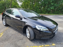 2017 VOLVO V40 T4 2.0 Drive E 2.0 Turbocharged