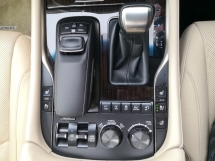 2018 雷克萨斯 LX570 JIP 制造年份 2018 CBU Lexus Malaysia 完成 43000 仅满载公里 马克莱文森 
