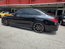 2019 梅赛德斯-奔驰 C 级 C300 2.0cc AMG 线 (CKD) (自由 2 YWRTY) REG 2019
