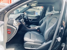 2020 MERCEDES-BENZ GLC-CLASS 300 2.0 (A) Perkhidmatan Penuh AMG CKD Di Bawah Waranti 25