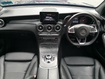 2015 MERCEDES-BENZ GLC 250 AMG 4Matic 制造年份 2015 CBU 全方位服务 HAP SENG STAR ((( 2 两年保修 )))