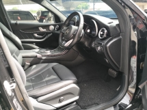 2015 MERCEDES-BENZ GLC 250 AMG 4Matic 制造年份 2015 CBU 全方位服务 HAP SENG STAR ((( 2 两年保修 )))