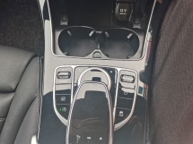 2019 梅赛德斯 - 奔驰GLC梅赛德斯奔驰GLC300 2.0cc AMG Coupe (一个) 翻新