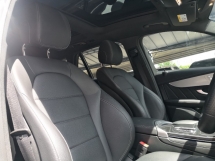 2020 MERCEDES-BENZ GLC-CLASS GLC300 2.0cc AMG Tahun Dibuat 2020 4Matic Mil 30000 km Sahaja Waranti CYCLE Servis Penuh kepada 2025