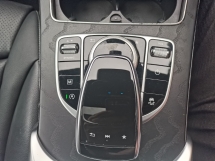 2018 MERCEDES-BENZ GLC 250 2018 Mercedes-Benz GLC250 2.0 But Kuasa Bumbung Panaromik MATIC AMG CKD 