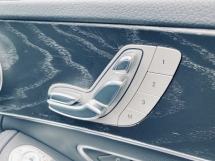 2018 MERCEDES-BENZ C-CLASS C200 AMG CKD Rekod Perkhidmatan Penuh Percuma Waranti 2 tahun