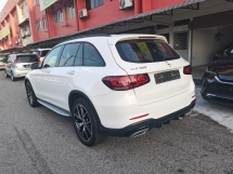 2020 梅赛德斯-奔驰 GLC 梅赛德斯-奔驰 GLC300 2.0cc AMG 系列 (一个) 里程 26,000 公里