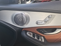 2020 梅赛德斯-奔驰 GLC 梅赛德斯-奔驰 GLC300 2.0cc AMG 系列 (一个) 里程 26,000 公里