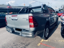 2017 TOYOTA HILUX 2.4 (A) Kulit Rekod Servis Penuh G VNT 64K KM