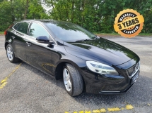 2017 VOLVO V40 T4 2.0 DRIVE-E Turbocharged