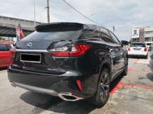 2019 雷克萨斯 RX300 豪华 CBU 年份 2019 完毕 64000 km 唯一提供全方位服务 Lexus Malaysia (( 自由 2 年度保修 ))