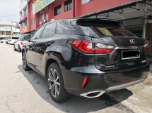 2019 雷克萨斯 RX300 豪华 CBU 年份 2019 完毕 64000 km 唯一提供全方位服务 Lexus Malaysia (( 自由 2 年度保修 ))