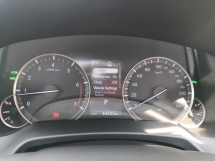 2019 雷克萨斯 RX300 豪华 CBU 年份 2019 完毕 64000 km 唯一提供全方位服务 Lexus Malaysia (( 自由 2 年度保修 ))