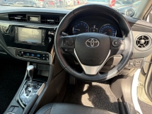 2018 丰田花冠ALTIS 1.8 G FACELIFT 无钥匙启动皮革相机