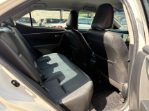 2018 丰田花冠ALTIS 1.8 G FACELIFT 无钥匙启动皮革相机