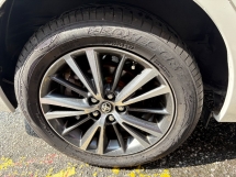 2018 丰田花冠ALTIS 1.8 G FACELIFT 无钥匙启动皮革相机