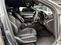 2021 梅赛德斯-奔驰 GLC 级 300 2.0 (一个) AMG 轿跑车 CKD REG 2022 FSR UW2026
