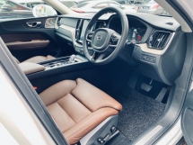 2018 沃尔沃XC60 2.0 T8 50K公里全服务记录保修 2026