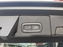 2018 VOLVO XC60 VOLVO XC60 2.0cc T8 PLUG DALAM HIBRID (A)