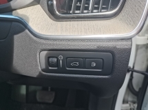2018 VOLVO XC60 VOLVO XC60 2.0cc T8 PLUG DALAM HIBRID (A)