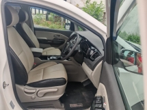 2017 KIA CARNIVAL 2.2 (A) DIESEL YP HIGH SPEC H/LOAN DEPOSIT RM300