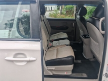 2017 KIA CARNIVAL 2.2 (A) DIESEL YP HIGH SPEC H/LOAN DEPOSIT RM300