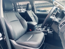 2021 TOYOTA PRADO 2.8 TX-L DIESEL Berdaftar 2024 Sunroof 7Seater 