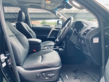 2021 TOYOTA PRADO 2.8 TX-L DIESEL Berdaftar 2024 Sunroof 7Seater 