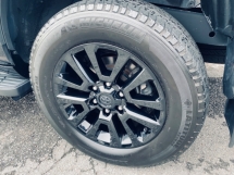 2021 TOYOTA PRADO 2.8 TX-L DIESEL Berdaftar 2024 Sunroof 7Seater 