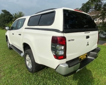 2022 MITSUBISHI TRITON 2.5 (A) 4 X 4 TIP TIOP HIGH LOAN DEPOSIT RM300