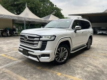 2023 TOYOTA LAND CRUISER 3.5 ZX Petrol Modellista New Car 57km only 6AA