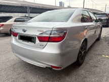 2015 TOYOTA CAMRY 2.5 Kerusi Kulit BSM Facelift Hibrid F/Waranti